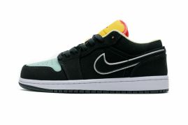 Picture of Air Jordan 1 Low _SKUfc4202389fc